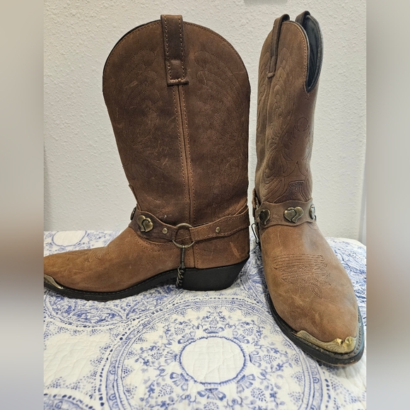 Authentic Cowgirl Boots - Picture 3 of 5